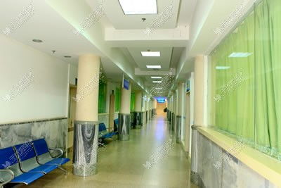 大連眼修復醫(yī)院醫(yī)生排名 做雙眼皮修復好的大連愛德麗格 沙醫(yī)生排前3